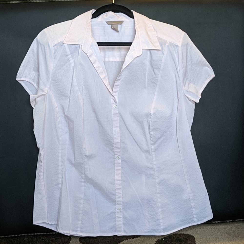 H&M pink/white fine stripe short sleeve button ⬇️